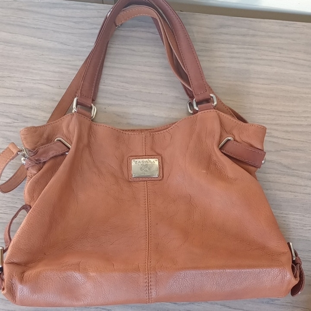 Zagara Elegant Tan Leather Shoulder And Cross Body Bag‎ - Picture 14 of 15